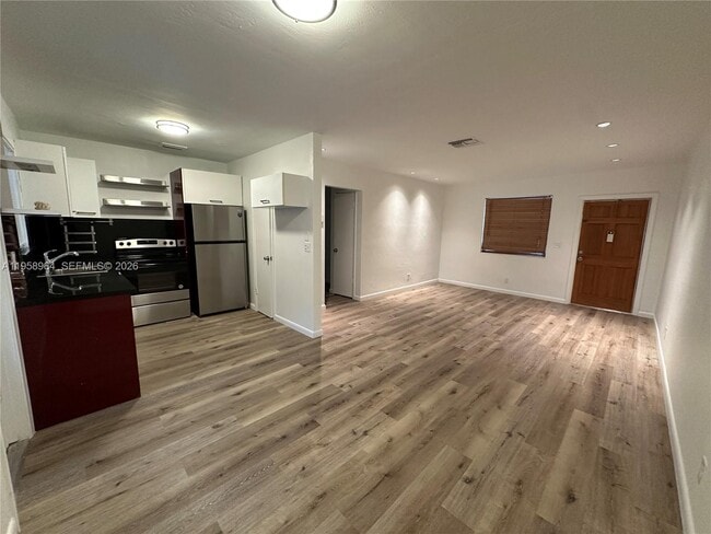 Building Photo - 2222 Jackson St Unit 6E