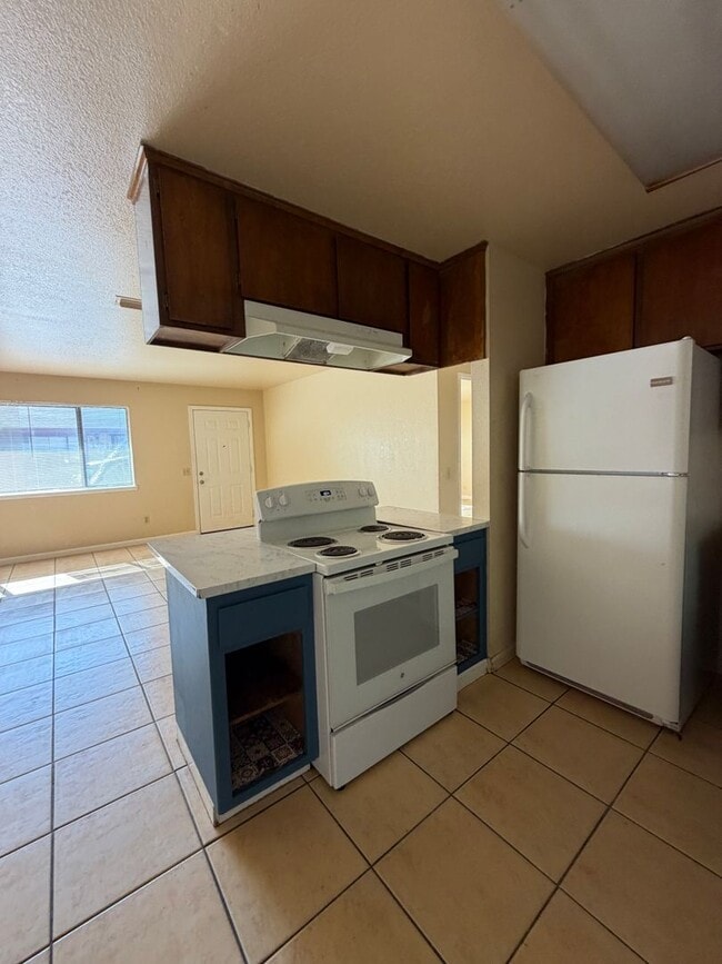 Photo - 3735 Myrtle Ave Unidad 3735 MYRTLE AVENUE