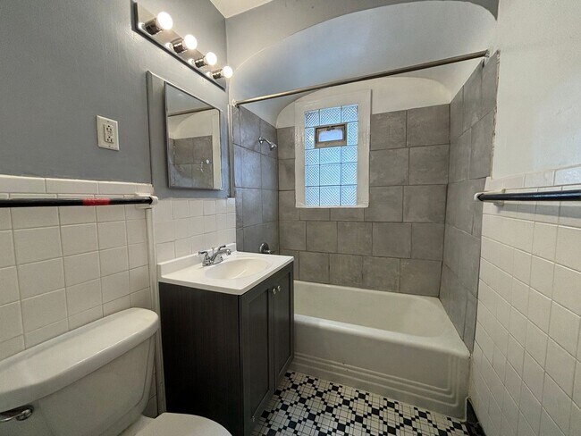 Photo - 4825 N 40th St Unidad Upper