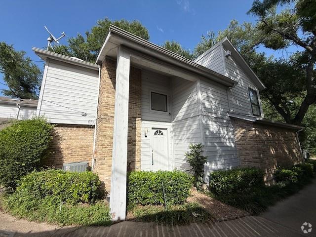 Building Photo - 9308 Greenville Ave Rental