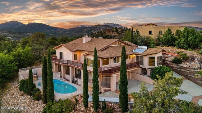 Photo - 2349 Loma Vista Dr