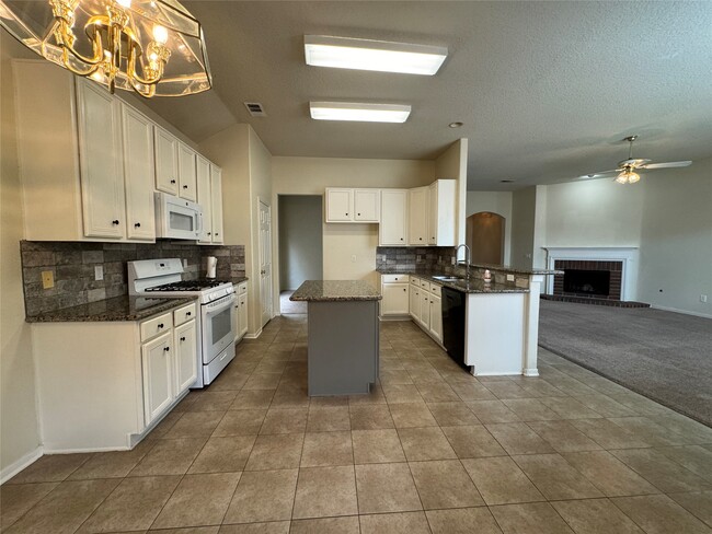 Photo - 19722 Creek Bend Trail