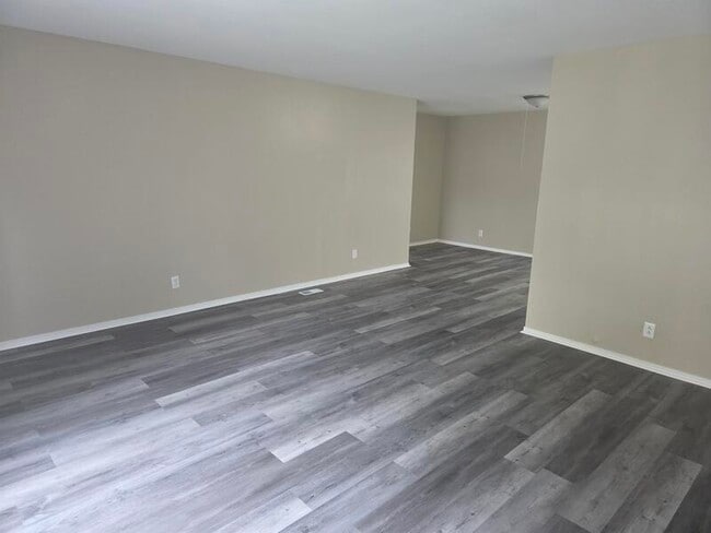 Photo - 7926 E 35th St