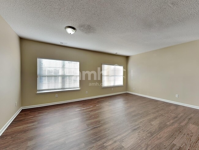 Photo - 2006 Farm Hill Ct