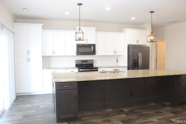 Photo - 3187 Megan Dr