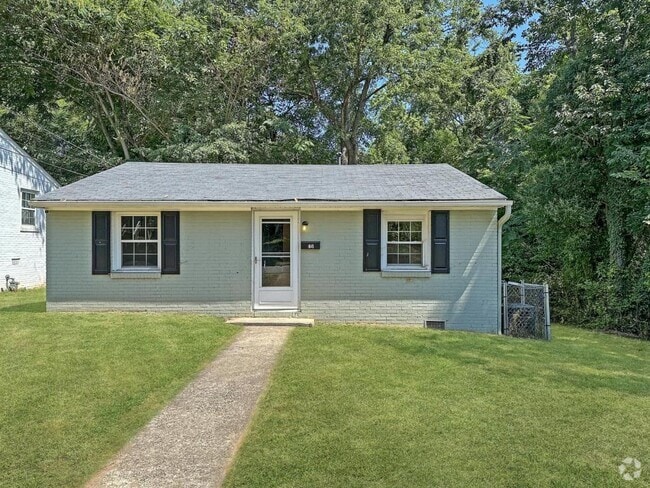 Building Photo - 1645 NE Ashley School Cir Rental
