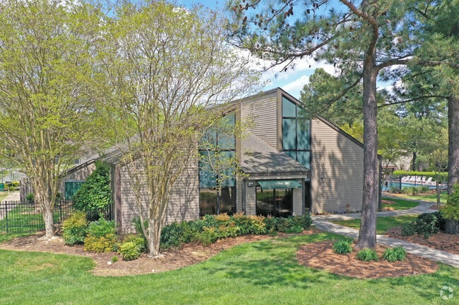 Stonesthrow Apartment Homes - Stonesthrow Apartment Homes