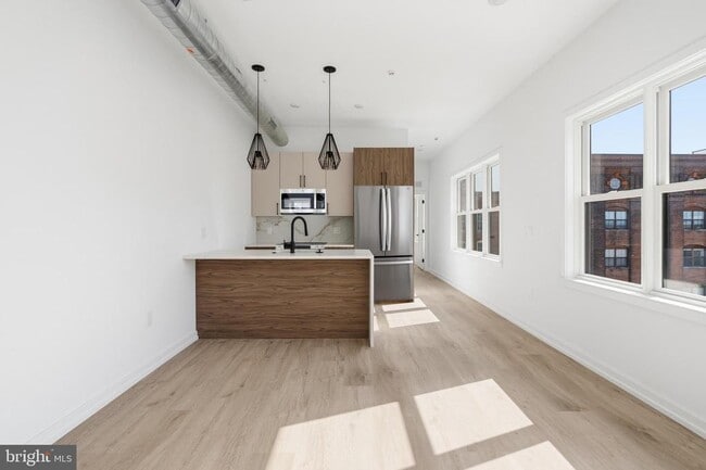 Photo - 209 New St Unit 6C