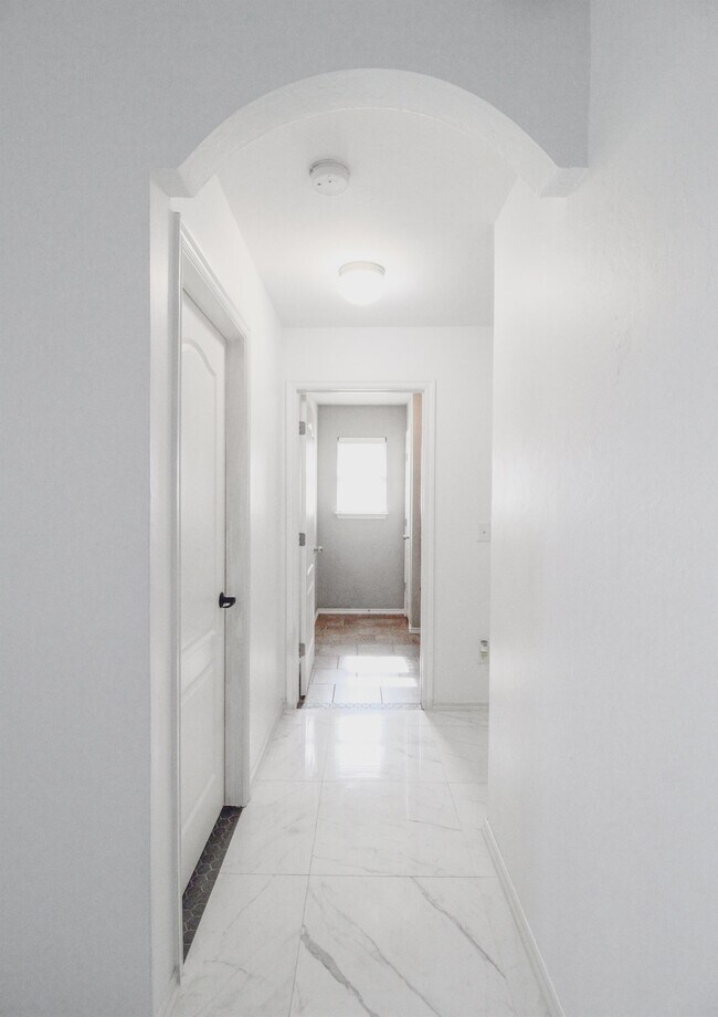 Photo - 8000 Erryn Ln