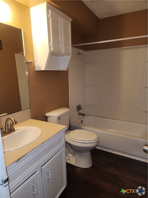 Building Photo - 4807 Rainbow Cir Unit D Rental