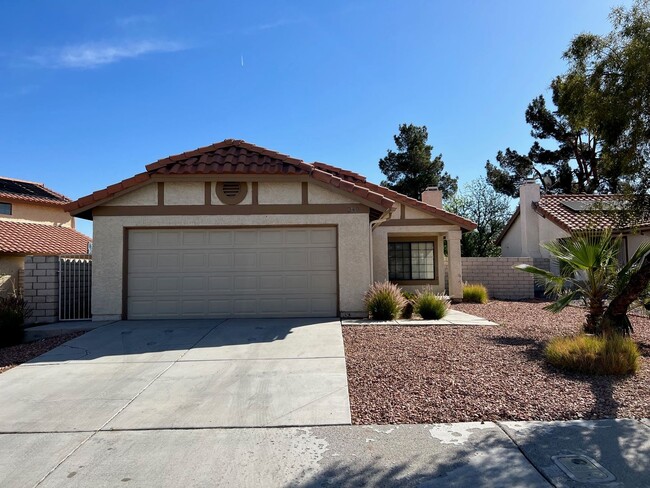 Nice 3 Bedroom 2 Bath Single Story - Nice 3 Bedroom 2 Bath Single Story Casa