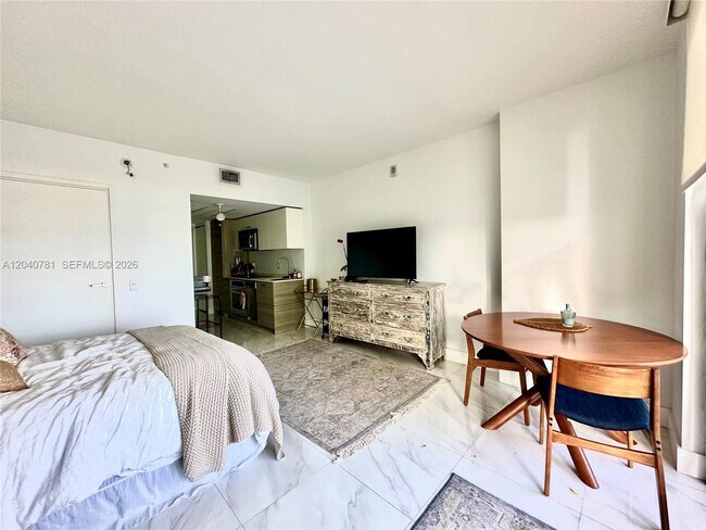 Photo - 1300 Brickell Bay Dr Unit 2106