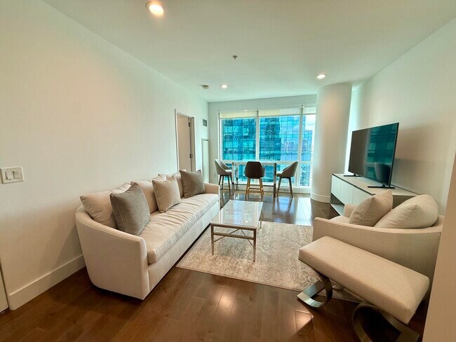 Building Photo - 77 Hudson St Unit 2702