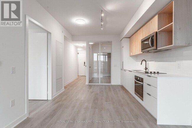 Photo - 1185 Dupont St Unit 417