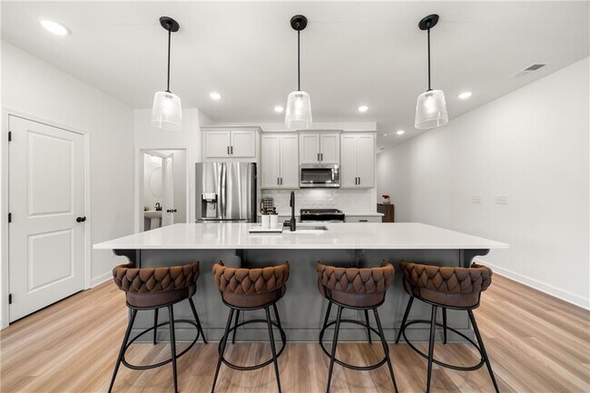 Photo - 4541 Moray Dr