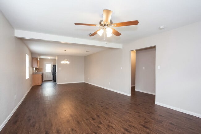 Photo - 1817 Wren Dr
