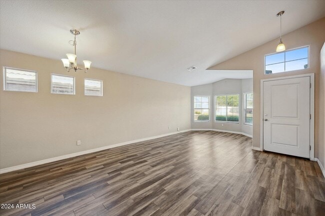 Photo - 1632 E Saratoga St