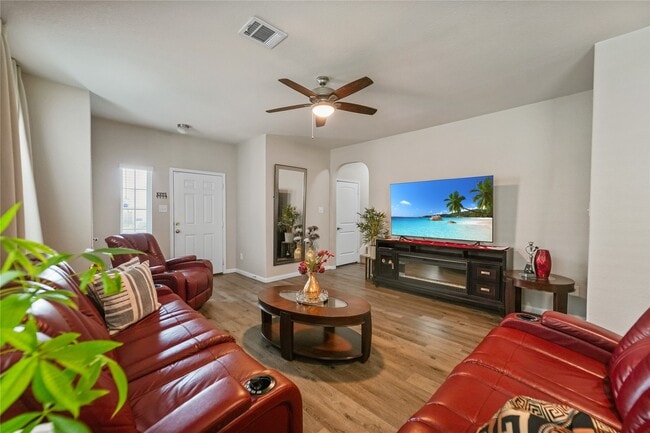 Building Photo - 23659 Goodfellow Dr Rental