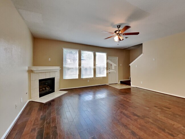 Photo - 18535 Alemarble Oak St