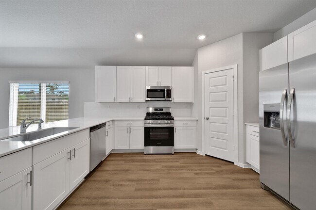 Photo - 8007 Camphor Ct
