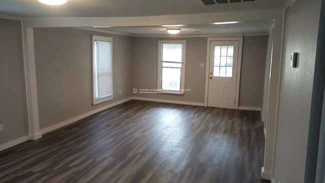 Photo - 612 Washington Ave