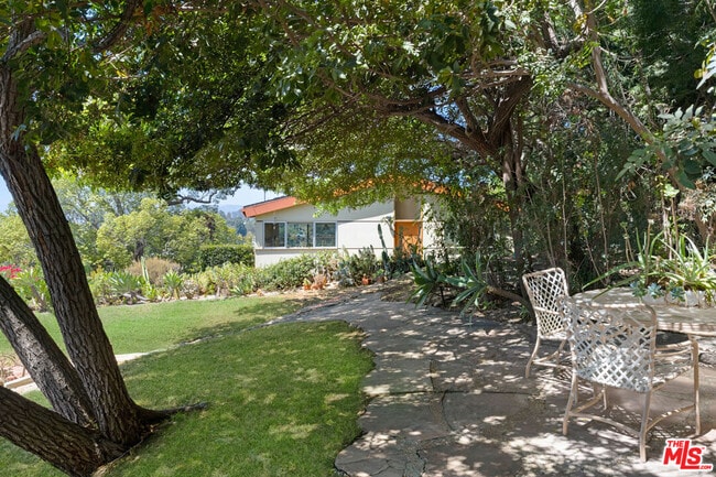 2021 Park Dr