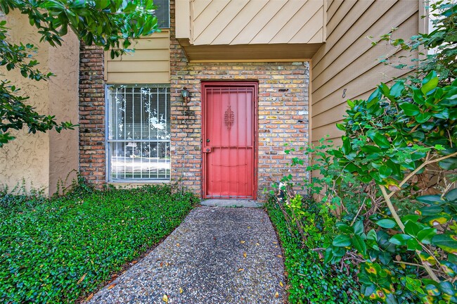 3303 W Greenridge Dr Unit 8