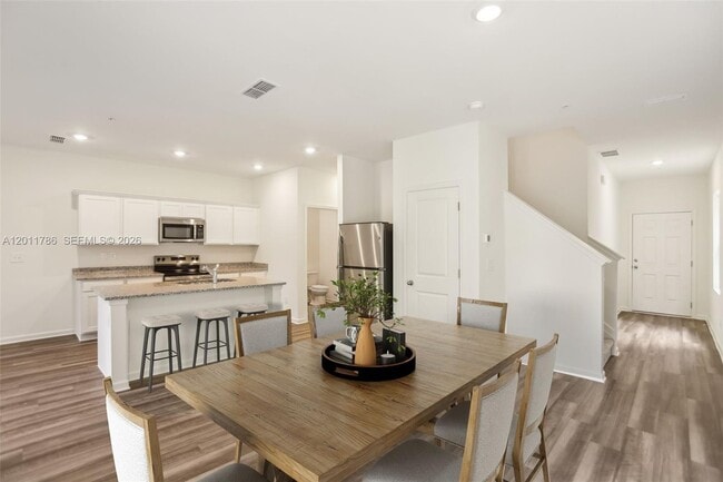 Photo - 2579 Grey Hawk Dr