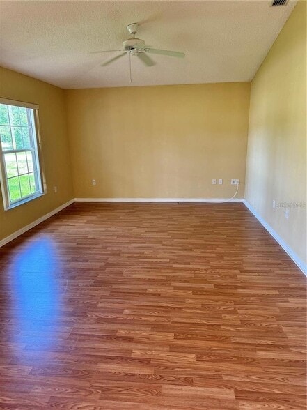 Photo - 15 Prattwood Ln