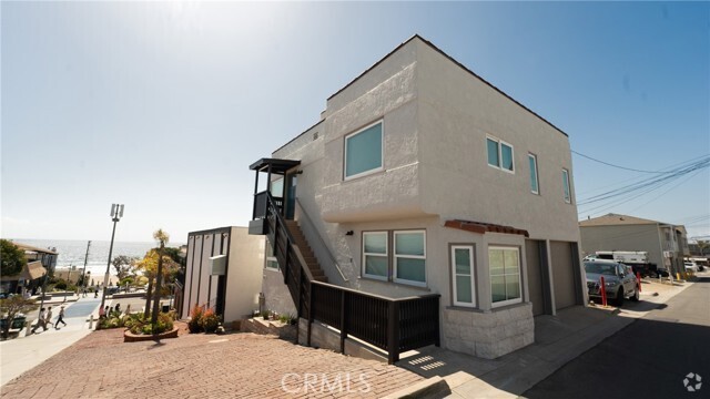 Building Photo - 213 10th St Rental