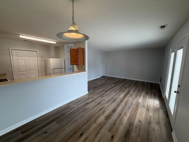2465 Millwood Loop