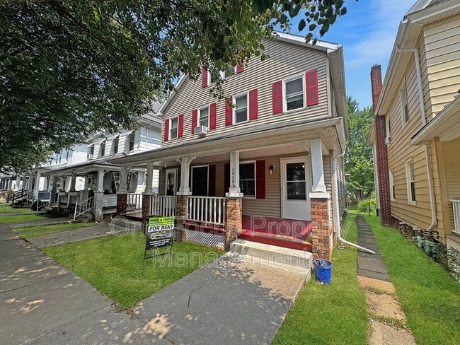 Building Photo - 1018 Baldwin St Rental