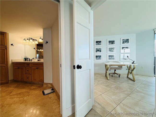 8800 S Ocean Dr Unidad 1201
