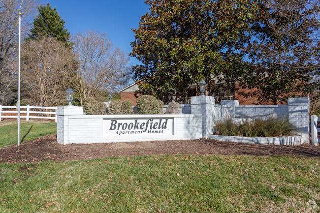 Brookefield Apartments - Brookefield Apartments