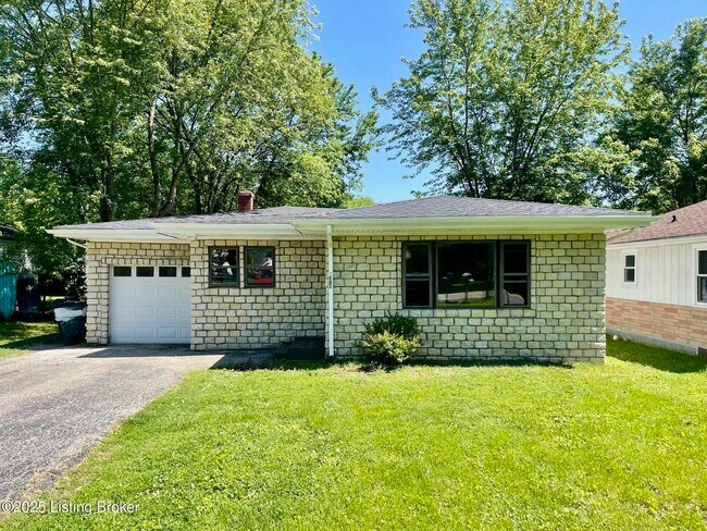 Building Photo - 1576 Old Ford Rd
