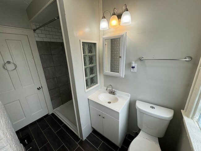 Photo - 149-151-151 E Woodrow Ave Unidad 151 E Woodrow Avenue