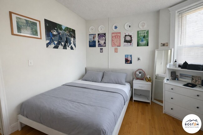 Photo - 165 Hemenway St Unit 17