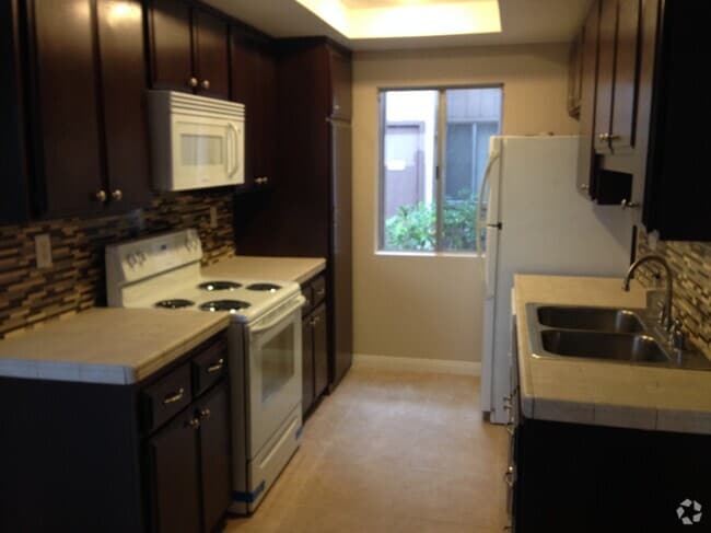 Building Photo - 6560 College Grove Dr Unit 75 Rental