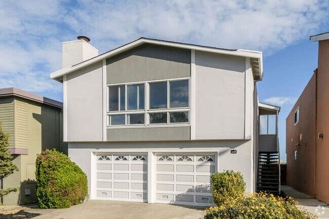 Building Photo - 4118 Callan Blvd Rental