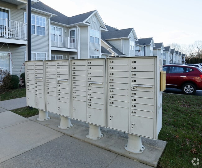 55+ Senior Housing at Brookview Commons Apartments Deer Park, NY