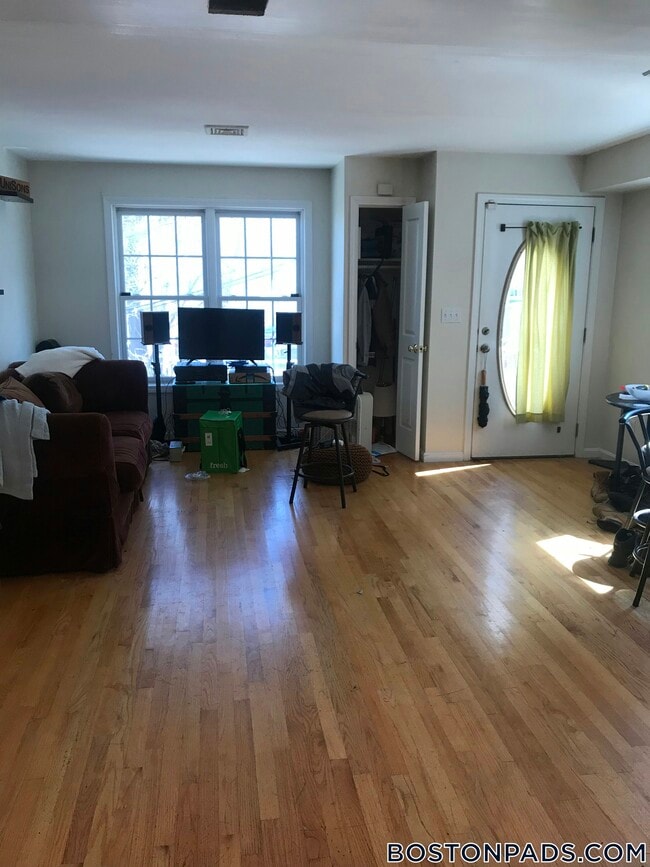 Photo - 6 Harleston St