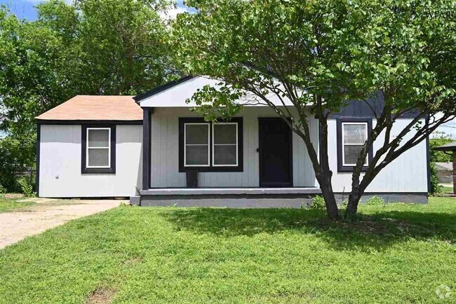 Building Photo - 4355 Boren Ave Rental
