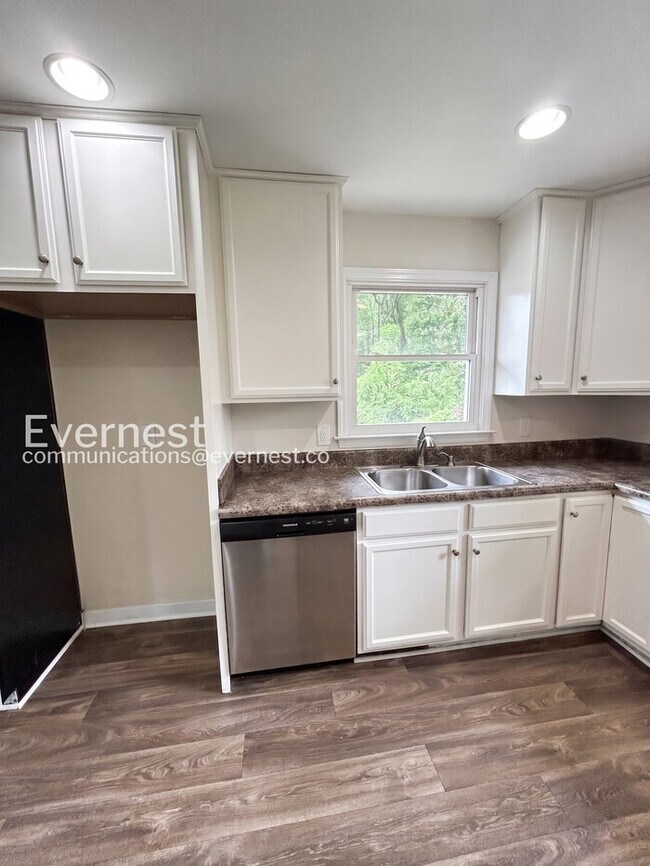 Photo - 4303 Whippoorwill Dr