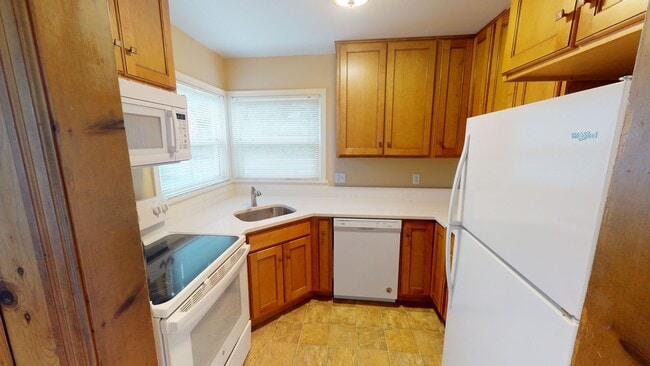 Photo - 3538 SW Barbur Blvd Unit A