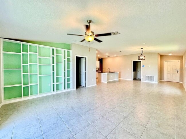 Photo - 7025 King Crk Dr