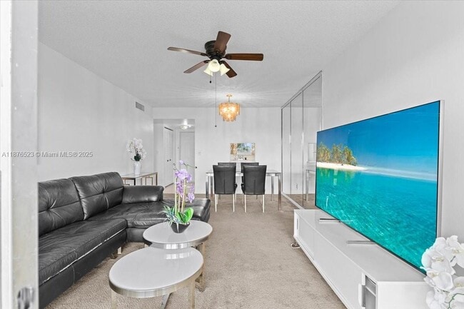 Building Photo - 8345 Sunrise Lakes Blvd Unit 306 Rental