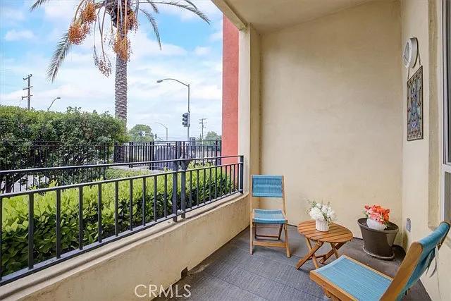 Photo - 2742 Cabrillo Ave