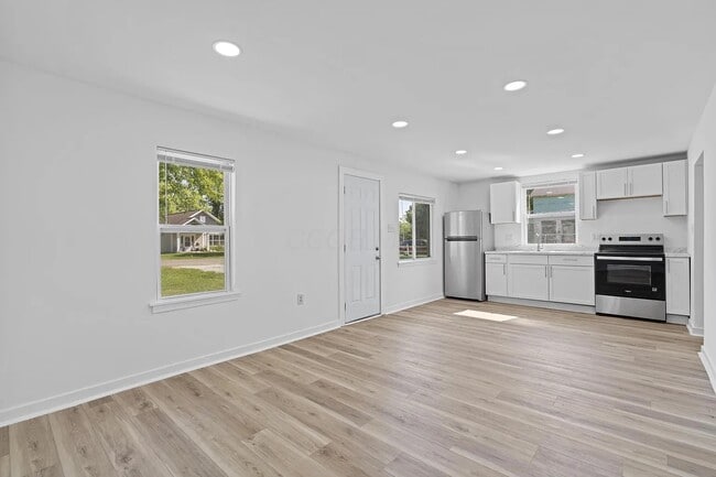 Photo - 1713 Sale Rd