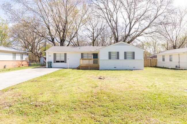 Building Photo - 5442 Loch Lomond Rd