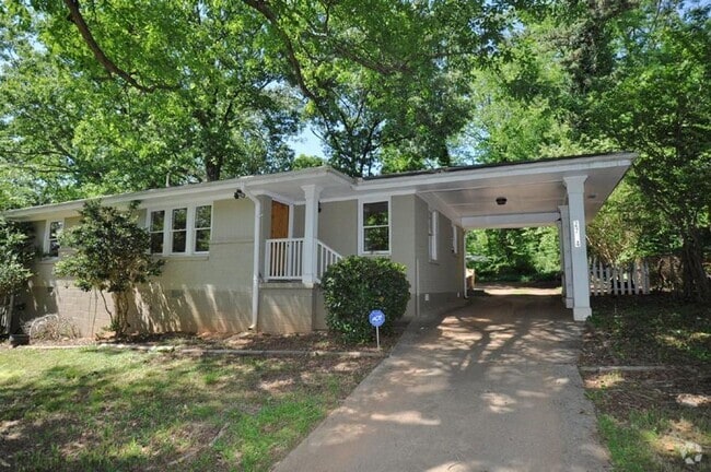 Building Photo - 3BR Near East Atlanta Village Rental